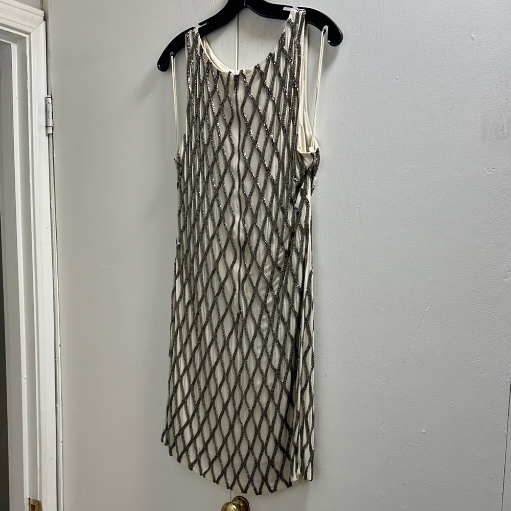 Alice + Olivia Sleeveless Silver and Cream Beaded Shift Dress - Picture 3 of 5